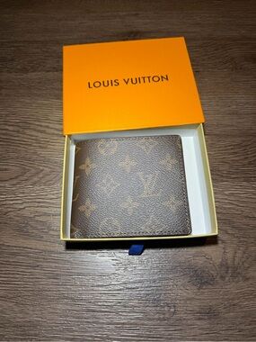 Louis Vuitton Brown Monogram Canvas Men's Wallet